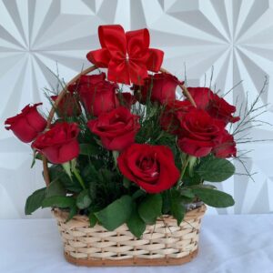 Cesta com rosas importadas